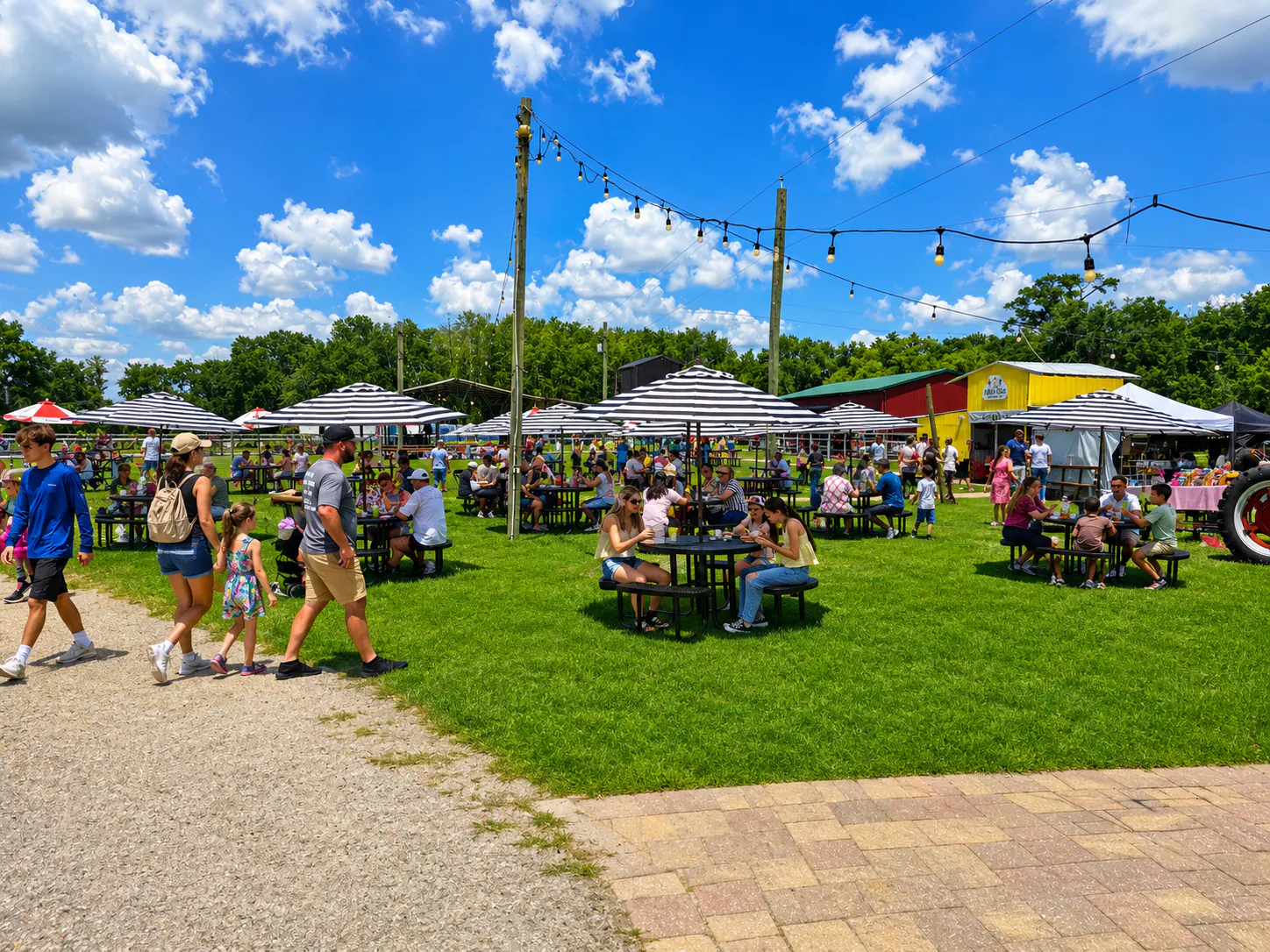 Farmville marketplace at Raprager Farms